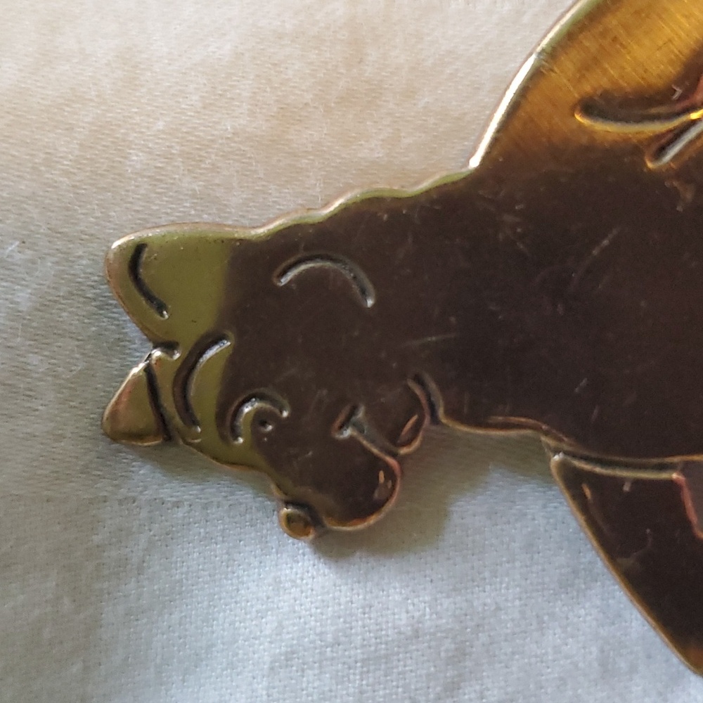 Vintage Bear Pin - Picture 3 of 5